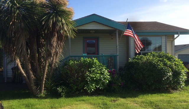 Cottage by the Sea Aug. 9-13 Available