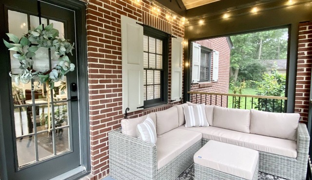 Cottage by the Square