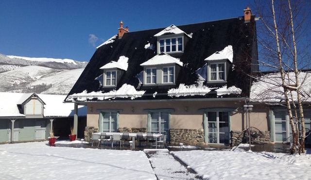 Cottage/chalet/house 16 people Hautes Pyrenées