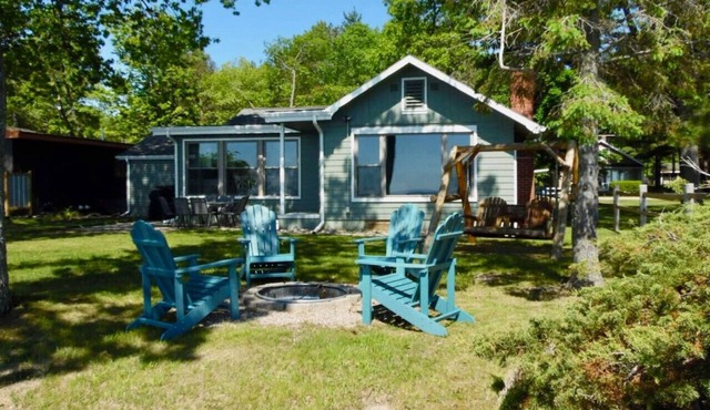 Cottage Charm - East Tawas