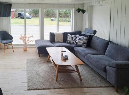 Cottage Charm Near Lønstrup Lighthouse