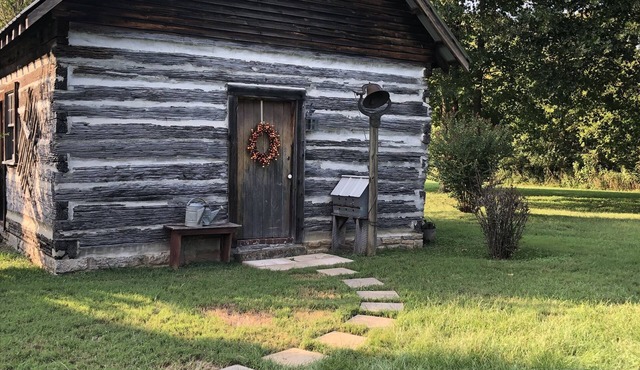 Cottage close to Town