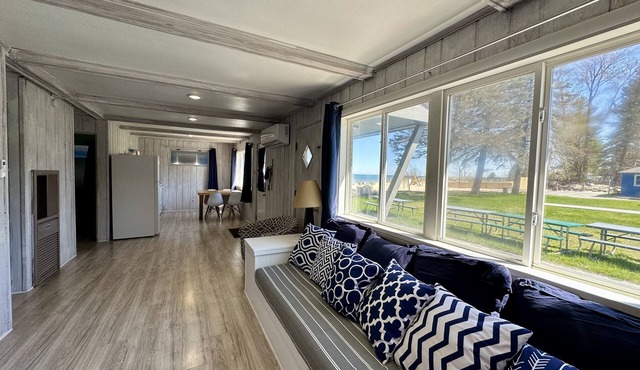 Cottage Cove · Lake Huron Beach Cottage No. 7