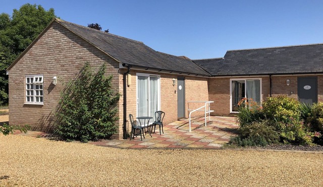 Cottage Crabapple at Wallis Farm House