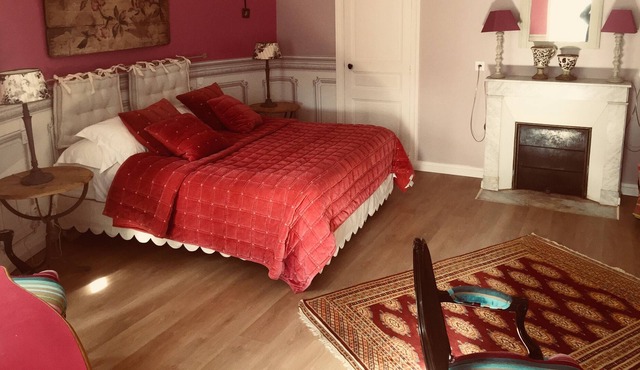 Cottage de La Tour, swimming pool, garden at Domaine Plessis Gallu in Azay le rideau