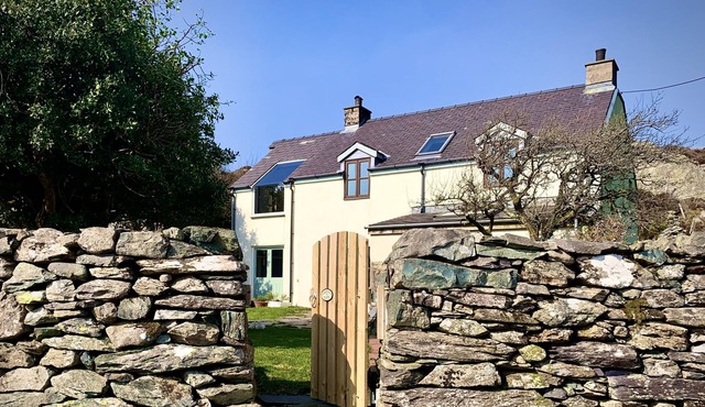 Cottage Dinorwig, “get away from it all”