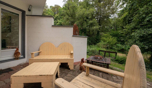Cottage "Domaine Moulin Blanc - Gîte Triskel" with Private Terraces, Shared Whirlpool & Wi-Fi