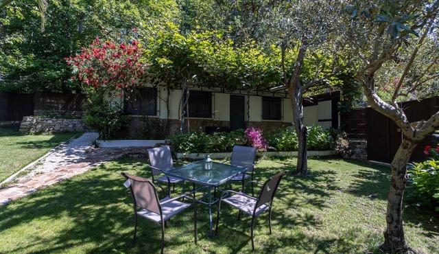 Cottage 'El Castañar De Ceubia' with Mountain View, Private Terrace and Private Garden