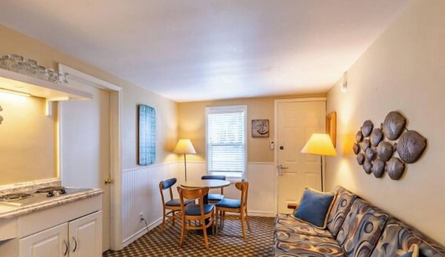 Cottage F - Great for families, convenient kitchen, and two bedrooms