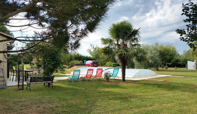 Cottage for 6 people with private pool. Between Sarlat and Montignac Lascaux