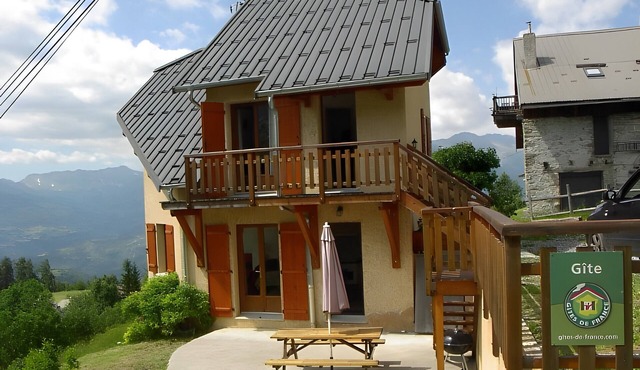 Cottage for 4 Guests with Mountain View