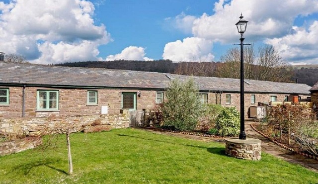 Cottage for 4 in Gilwern