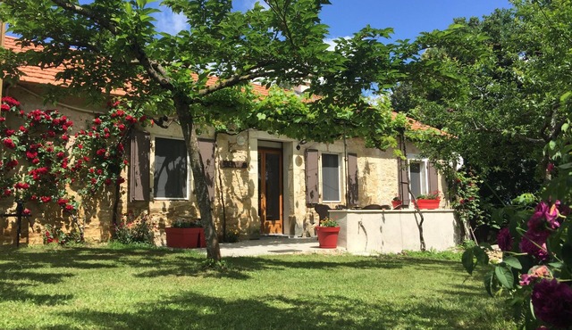 Cottage for 4 people on the heights of St Cirq Lapopie.