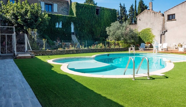 Cottage in Montbrun-des-Corbières