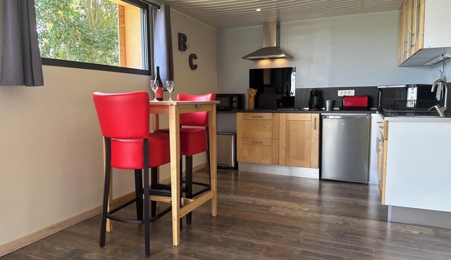 Cottage "Wood & Pebbles"