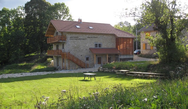 Cottage in the heart of the Vercors national park, sleeps 11, fully equipped