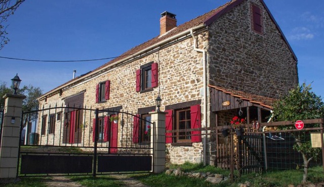 Cottage in Auvergne near Cascade Gour