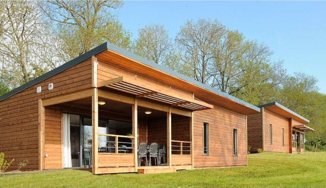 Cottage Premium 2 Chambres 4 Personnes Pmr, 56 m², Clim, TV