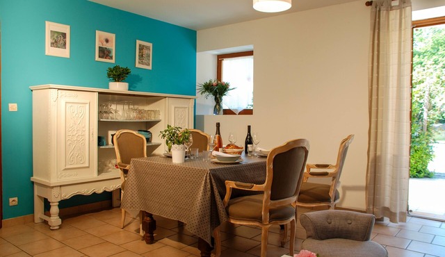 Cottage-Wet room-Park view