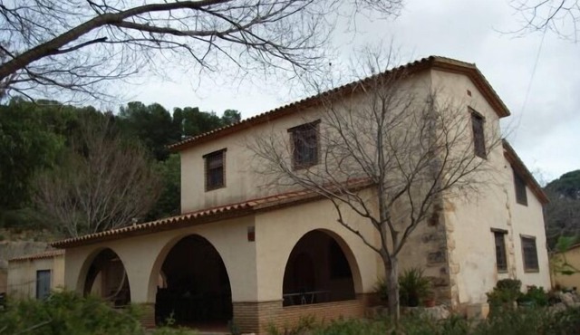 Cottage (full rental) Mas dels Frares for 15, pets allowed comp.