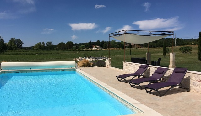 Cottage 'Gîte Du Moulin De La Peyrière' with Private Pool, Shared Terrace and Wi-Fi