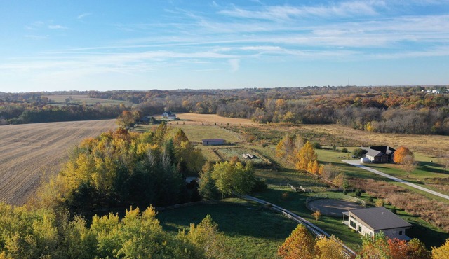 Cottage getaway perfect writer's retreat or a couple's haven.