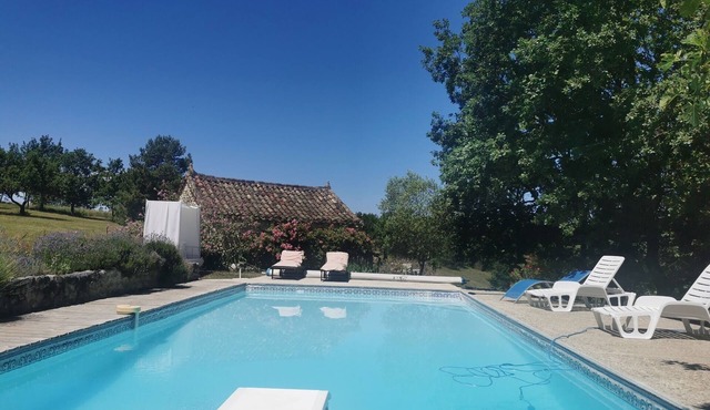 Cottage 'Gite De Caractère, Piscine Et Vue' with Private Pool, Private Terrace and Wi-Fi
