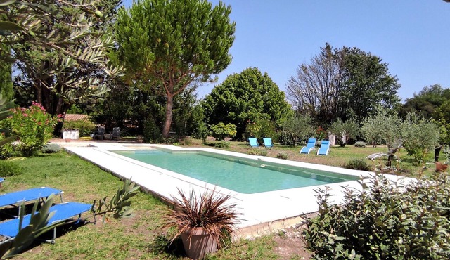 Cottage 'Gîte Lavande' with Mountain View, Wi-Fi and Air Conditioning