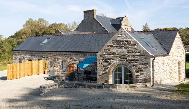 Cottage 'Gite Plain-pied - 4 Personnes' with Private Terrace, Shared Garden and Wi-Fi