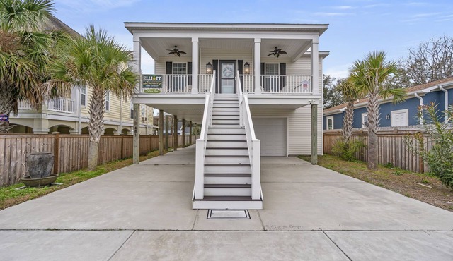Cottage Glyn - 3 BR Home Steps to the Beach