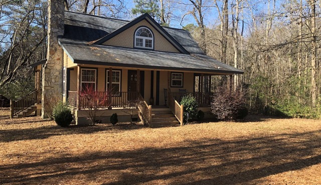 Cottage/House 40 Minute EZ Drive To Master Golf Tournament