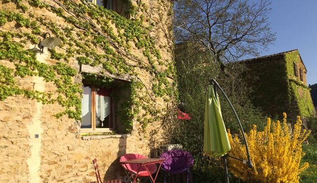 Cottage in a former post of the XVII th