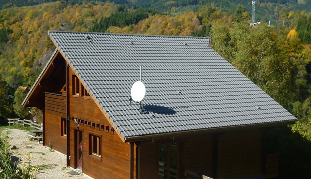 COTTAGE in a wooden chalet