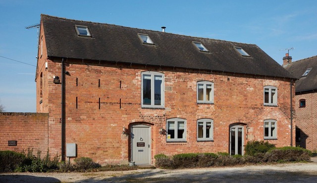Cottage in Ashbourne with Games Room & Garden