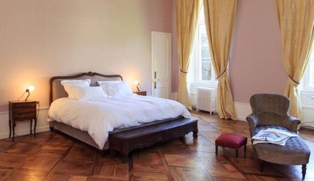 COTTAGE IN BEAUTIFUL MANSION XIXth