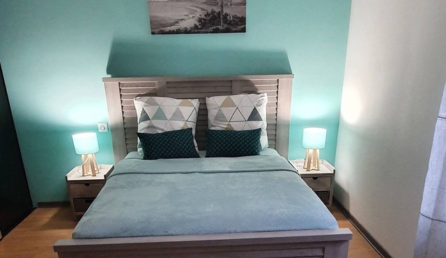 cottage in Bourg Mignon