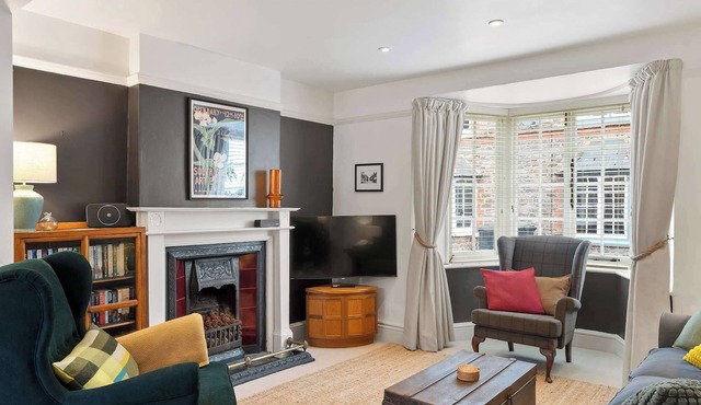 Cottage in central Porlock, with garden & parking