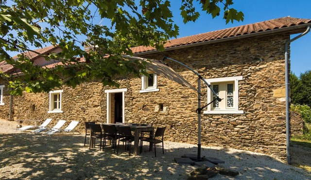 Cottage in Chaleix near Forest & Lake