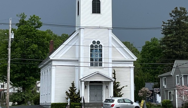 Cottage in Ellenville at the foot of The Gunks