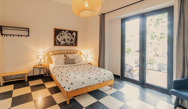 Cottage in a stone farmhouse in the heart of a vineyard estate in Pic Saint-Loup