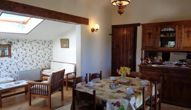 Cottage in Saint-Haon-le-Châtel with pool and pets allowed
