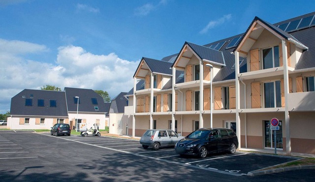 Cottage in France with Balcony or Terrace