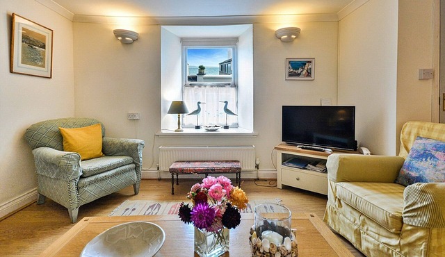 Cottage in Kingsand with Sea Views