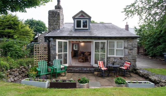 Cottage in Pantymwyn near Loggerheads Park