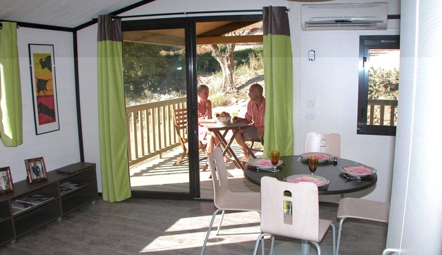 Cottage in Provence with Covered Terrace