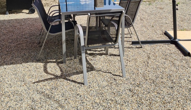 Cottage in Provence, facing Mont Ventoux