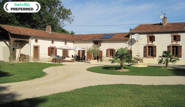 Cottage in Pyrenees with Pool & Golf
