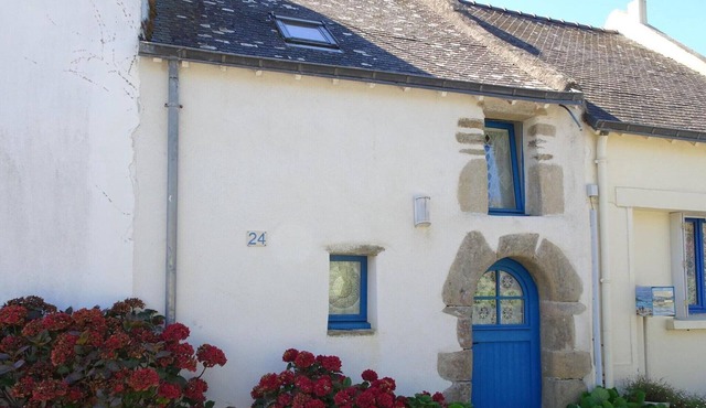 Cottage in Saint-Gildas near Gulf of Morbihan