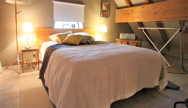 Cottage in Saint-Quirin by Lake & Town