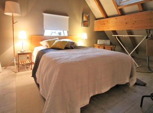 Cottage in Saint-Quirin by Lake & Town